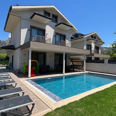 Villa Modern With Private Pool In Center *