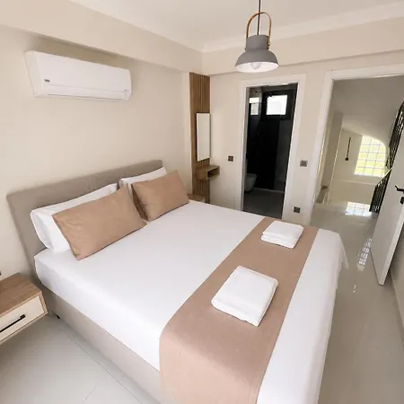 Modern With Private Pool In Center Villa Göcek