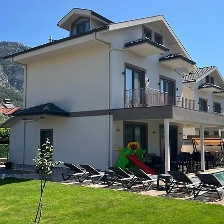 Villa Modern With Private Pool In Center *